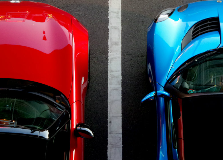Red Car and Blue Car 