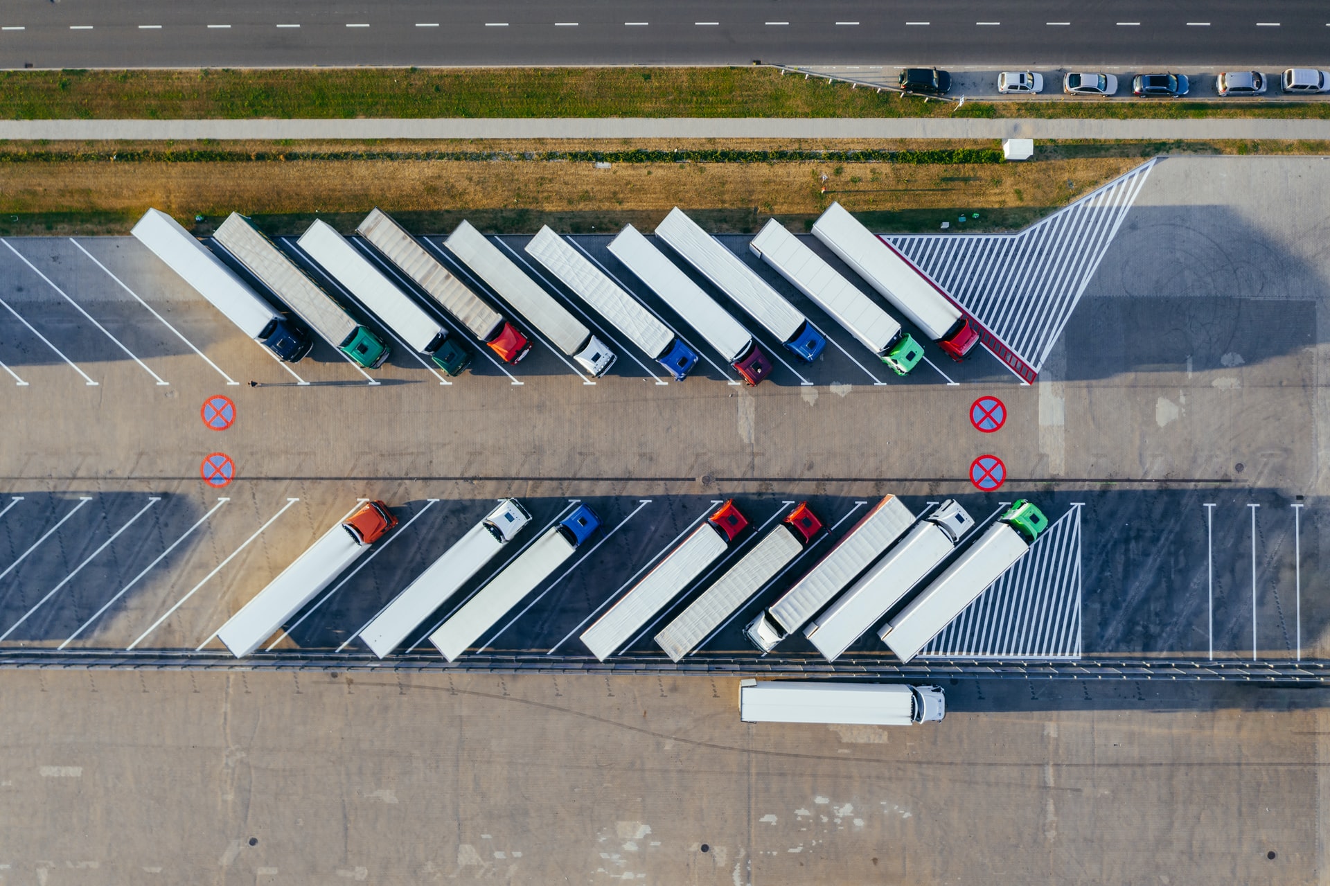 Enclosed-Auto-Transport